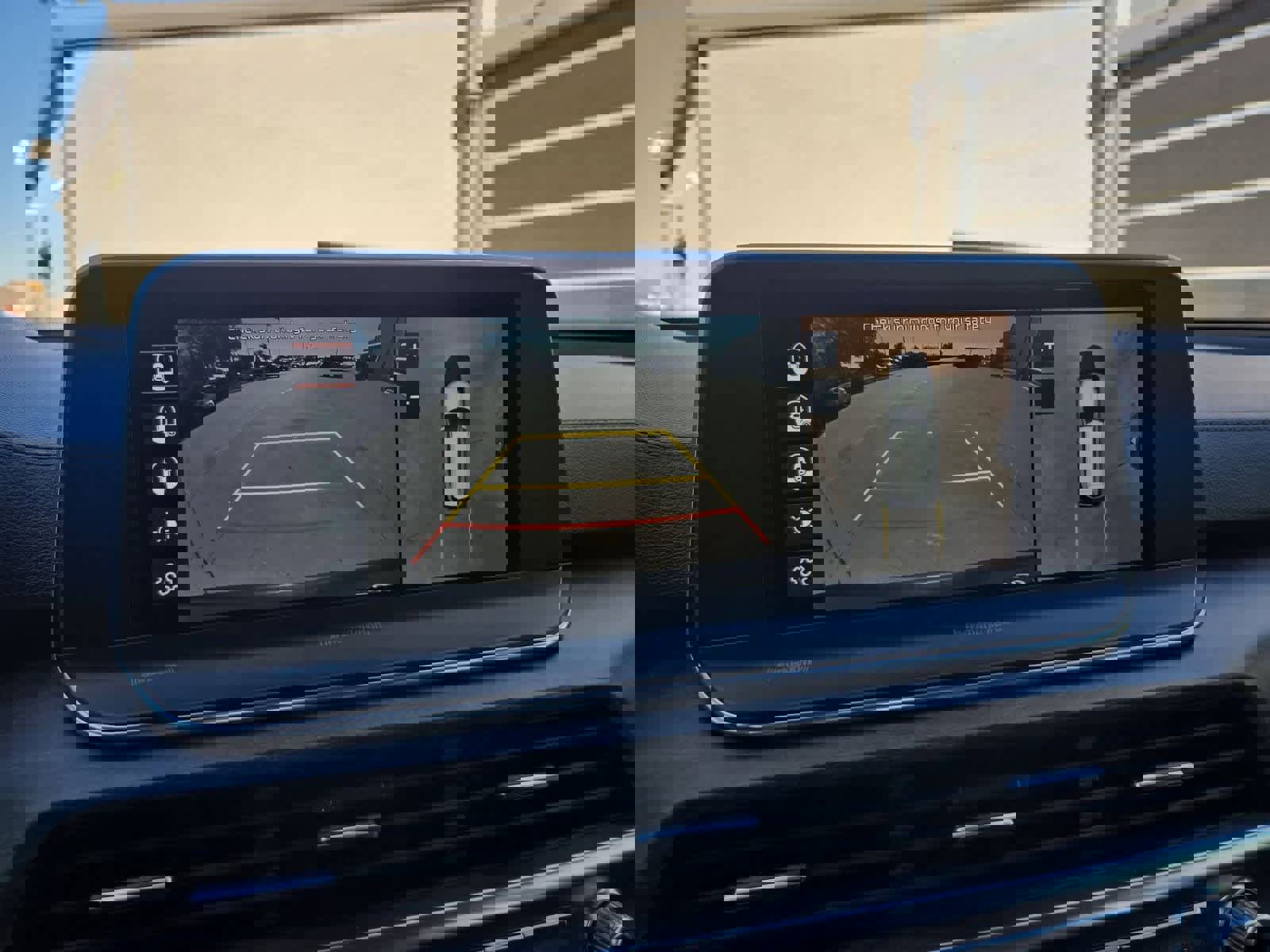 Used 2020 Kia Telluride SX w/ SX Prestige Package image 30