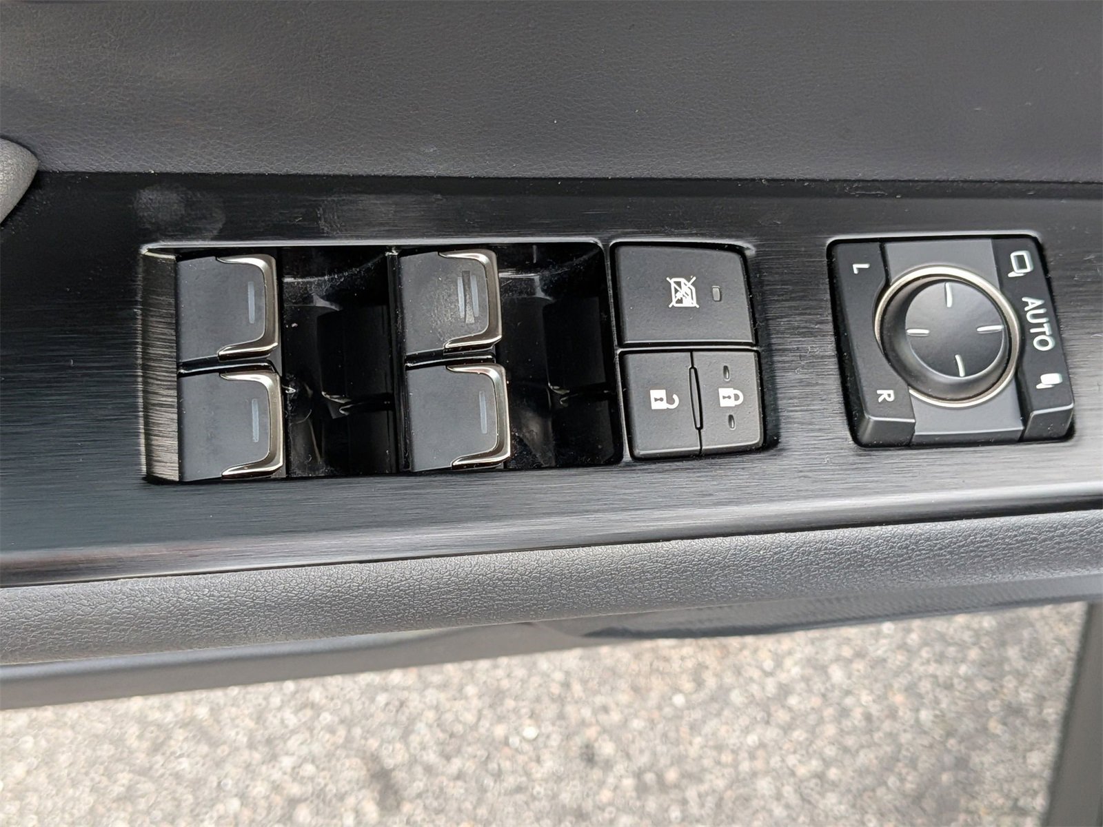 Used 2023 Lexus UX 250h F Sport image 14