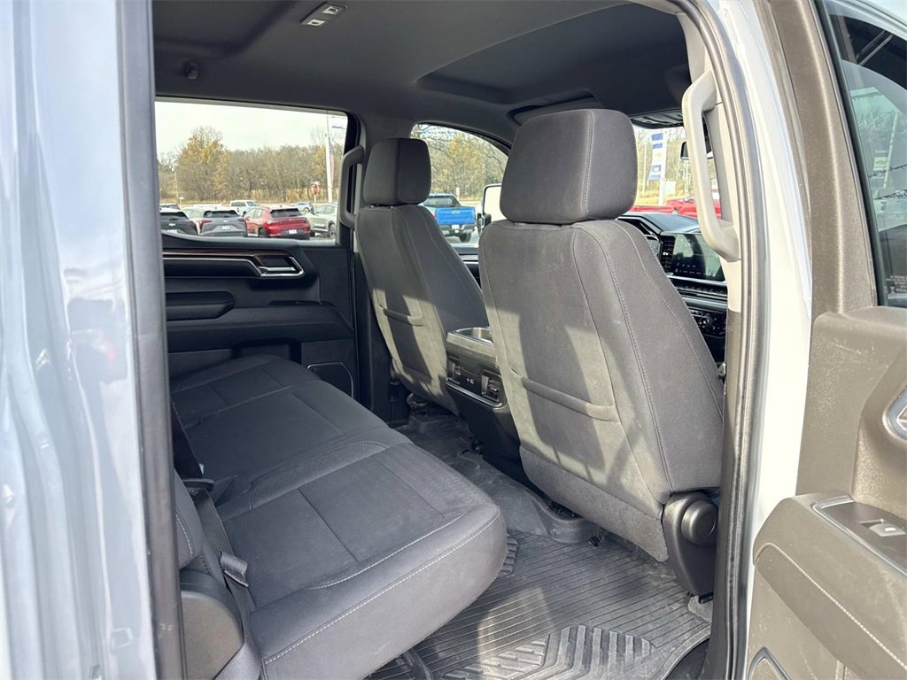 Used 2024 Chevrolet Silverado 1500 RST w/ Z71 Off-Road Package image 26