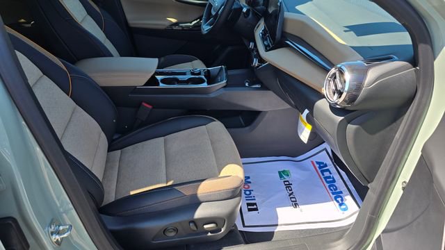 New 2026 Chevrolet Equinox ACTIV w/ Convenience Package III image 13