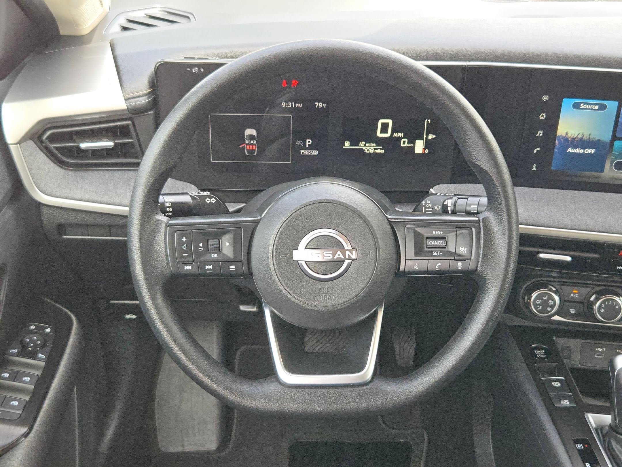 Certified 2025 Nissan Kicks SV FWD image 19