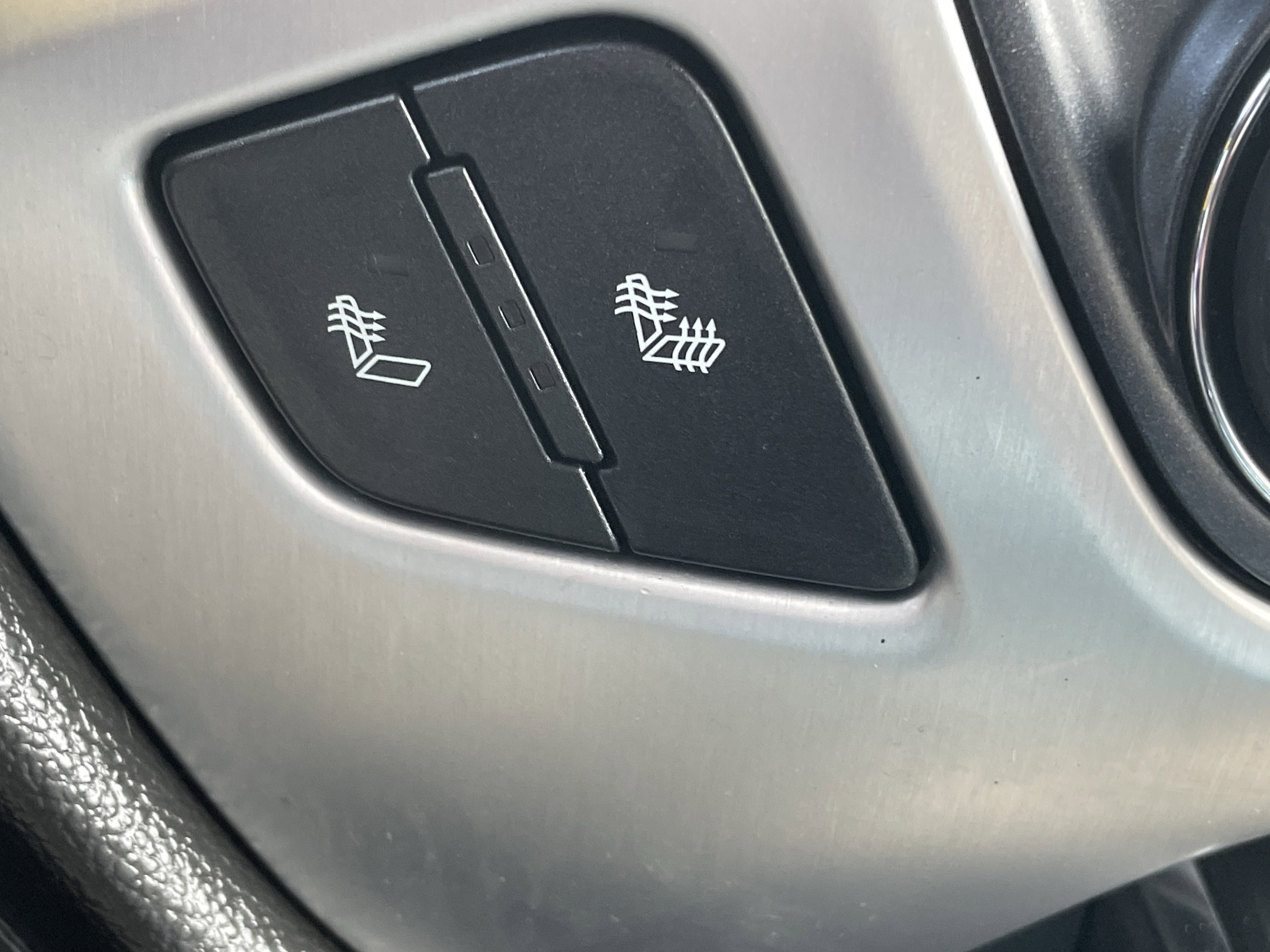 Used 2017 GMC Sierra 1500 SLT w/ SLT Premium Package image 24