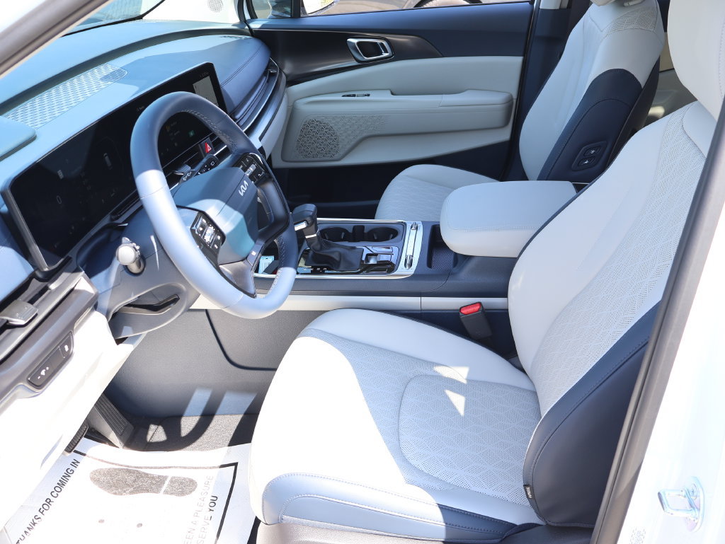 New 2027 Kia Carnival SX w/ Dark Edition Package FWD image 24
