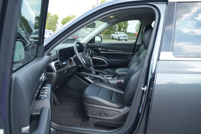 Used 2023 Kia Telluride S FWD image 12