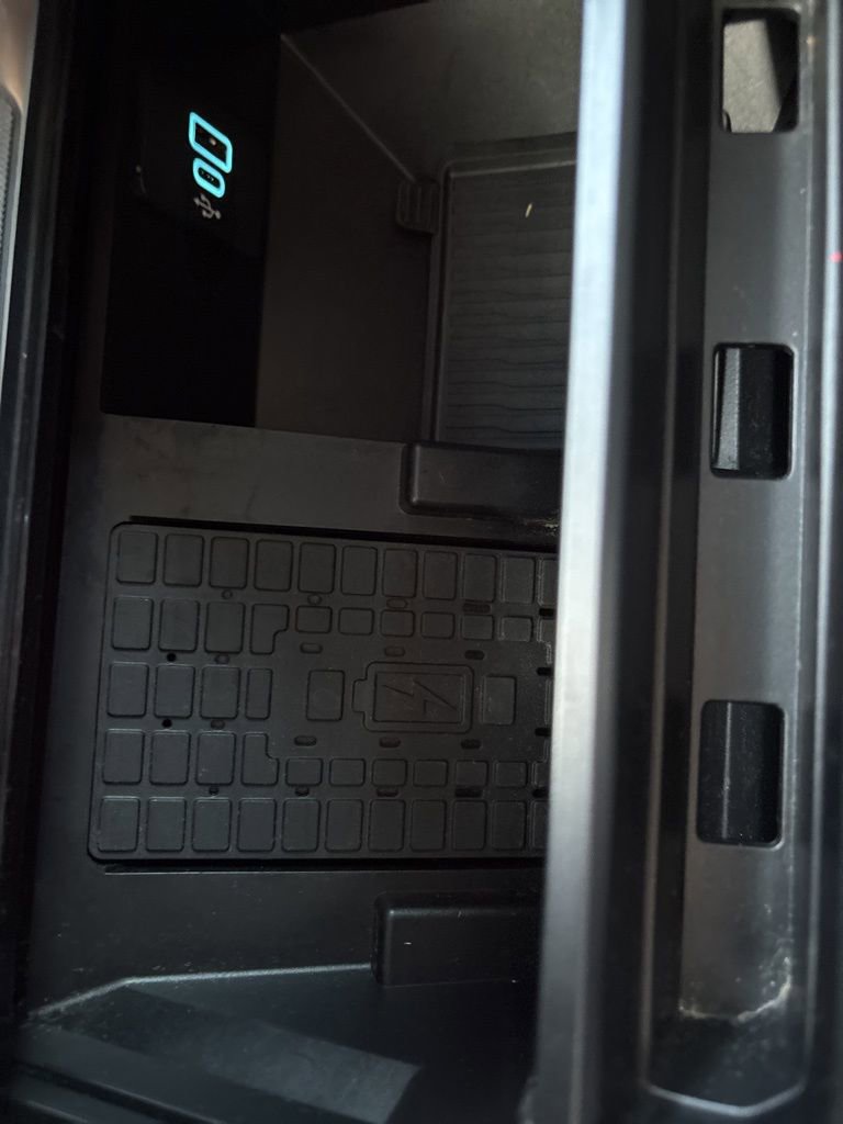 Used 2024 Ford F350 Platinum image 19