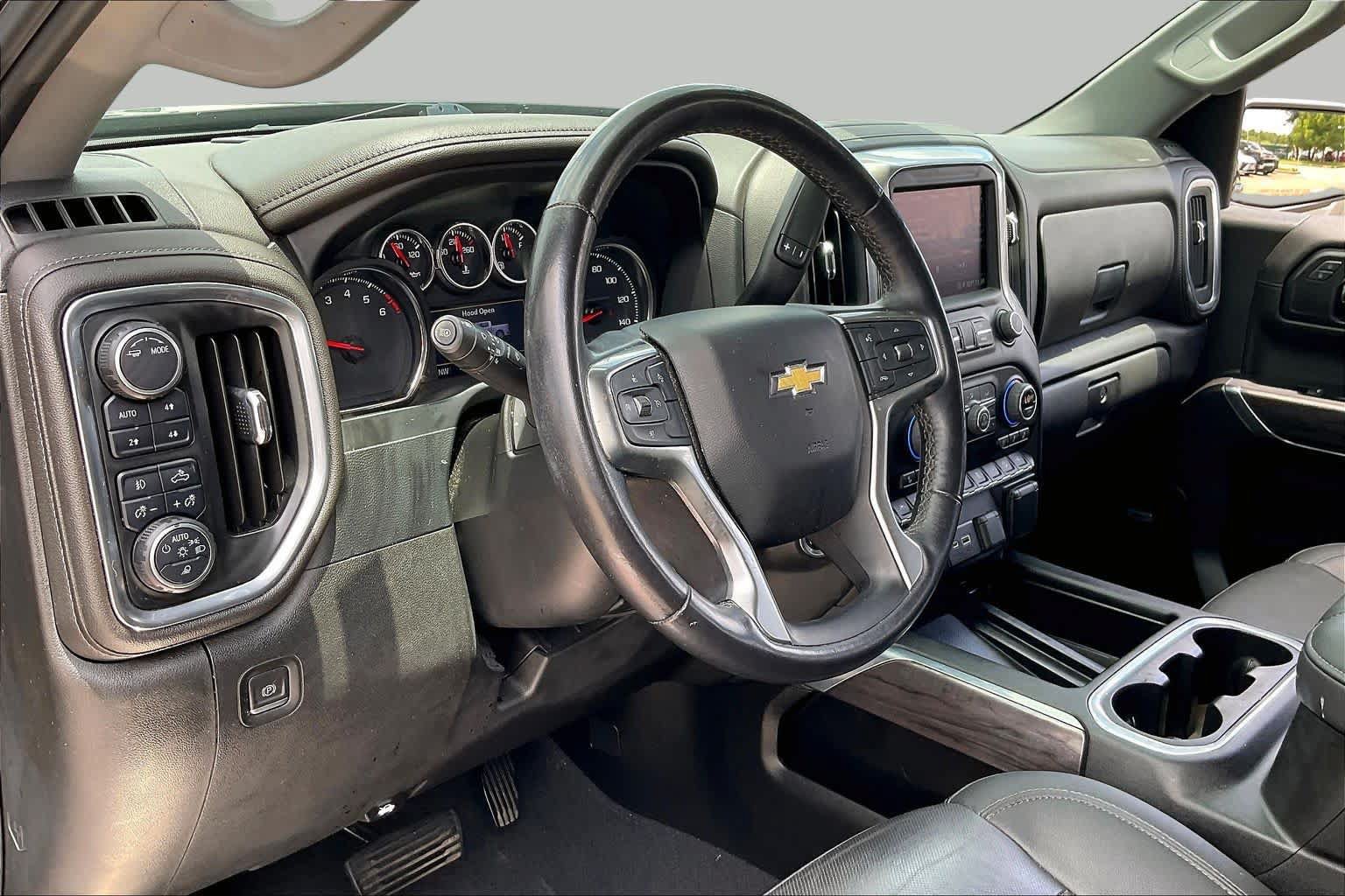 Used 2022 Chevrolet Silverado 1500 LTZ w/ LTZ Premium Texas Edition AWD/4WD image 16