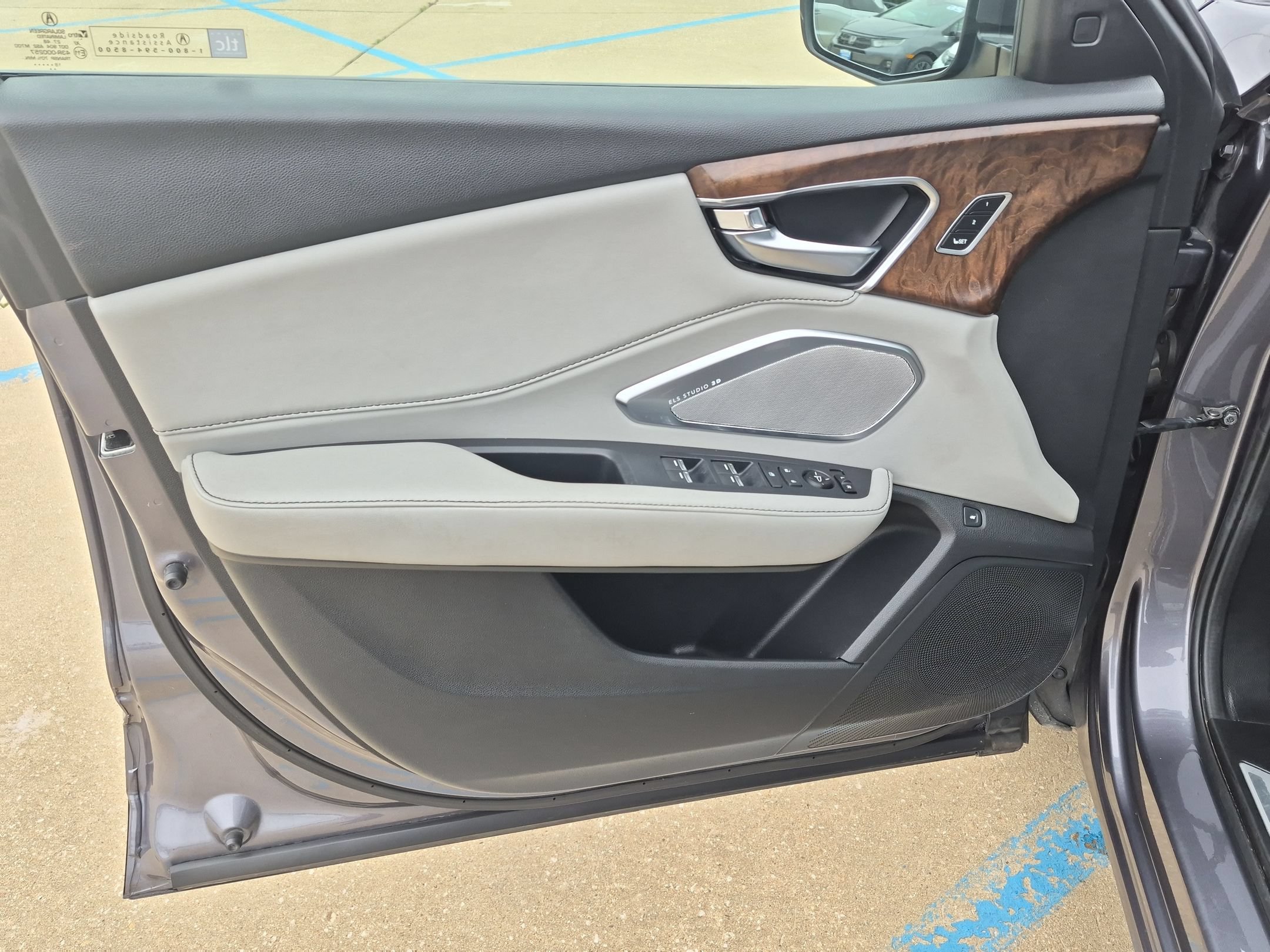 Used 2020 Acura RDX w/ Advance Package AWD/4WD image 12