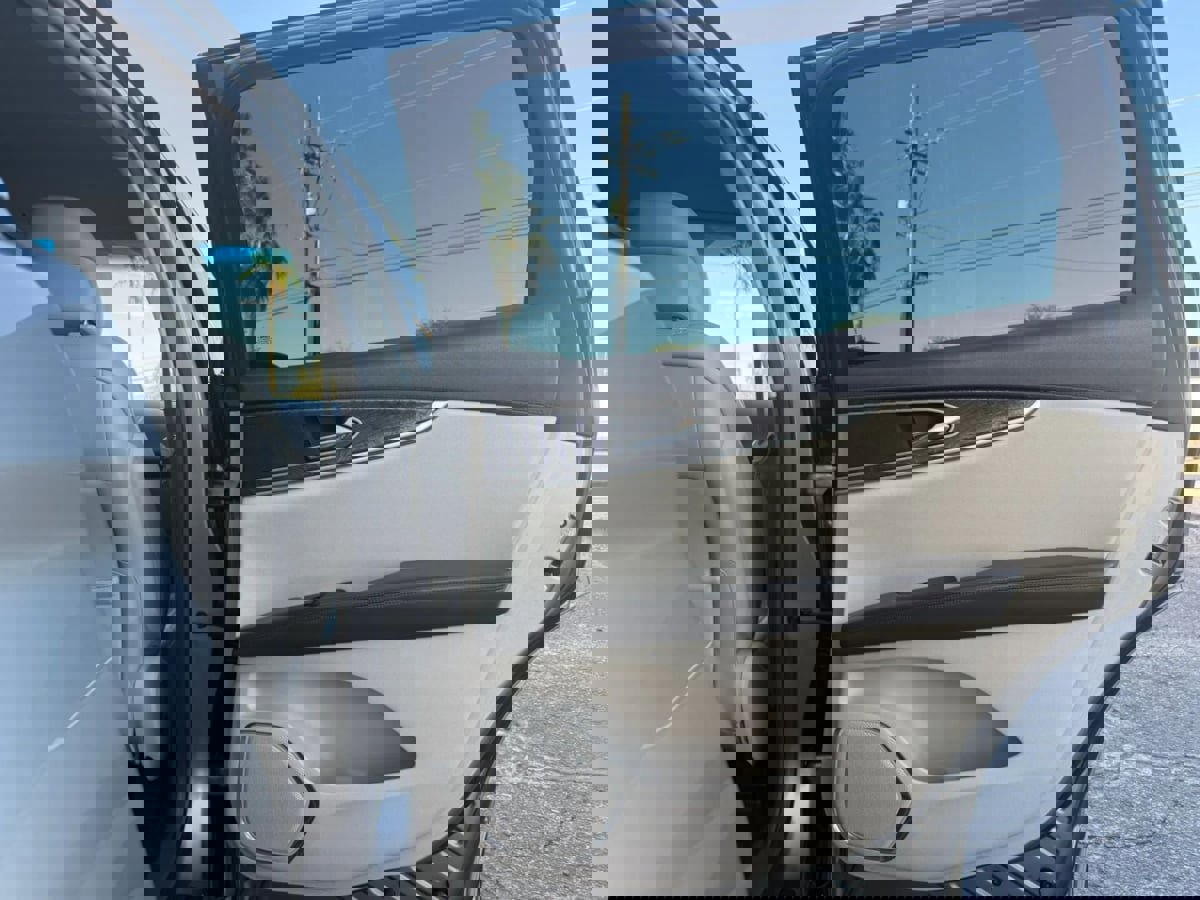 Used 2016 Lincoln MKX Select w/ Select Plus Package FWD image 34