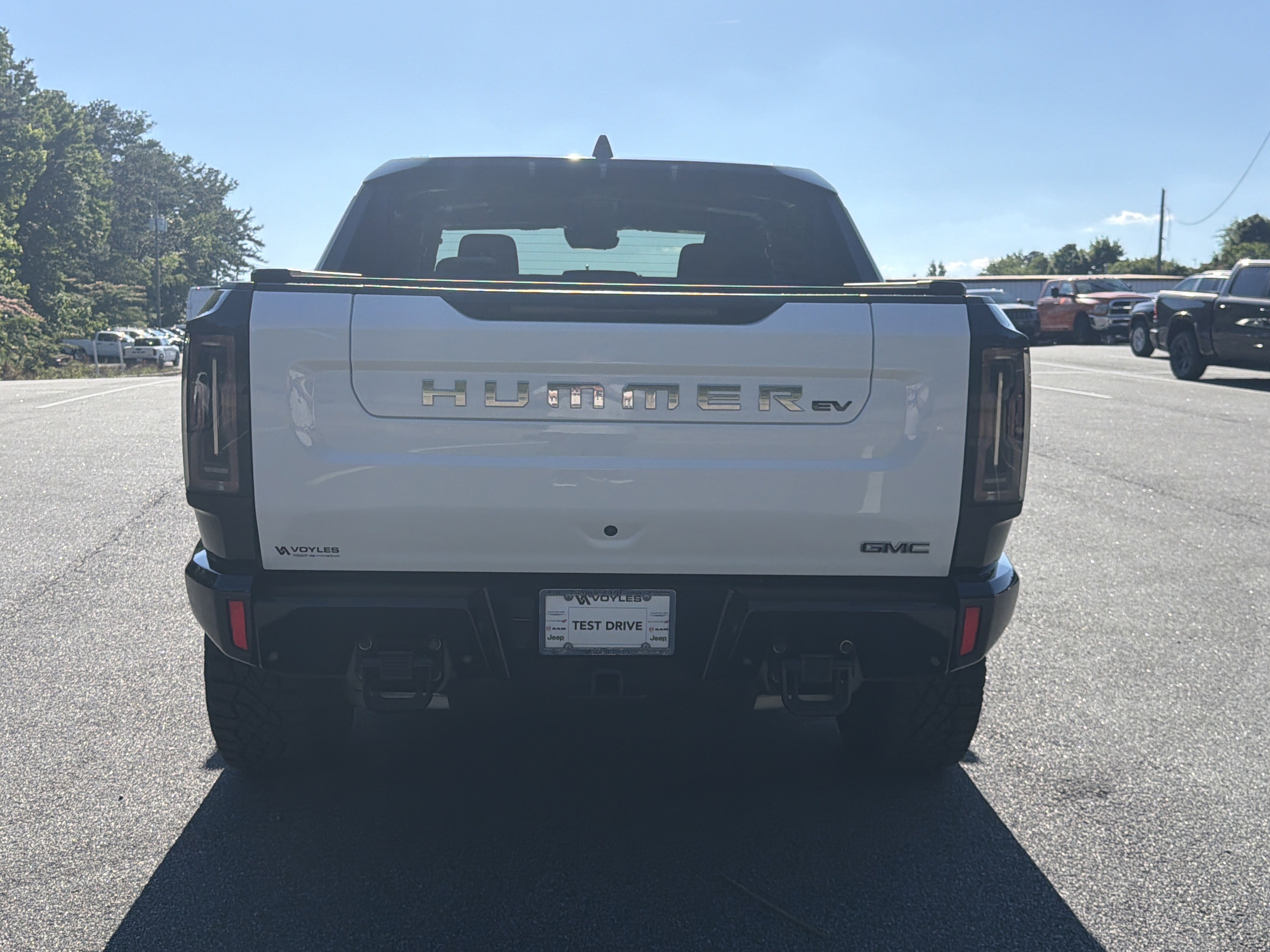 Used 2022 GMC Hummer EV Edition 1 w/ LPO, Illumination Package AWD/4WD image 7