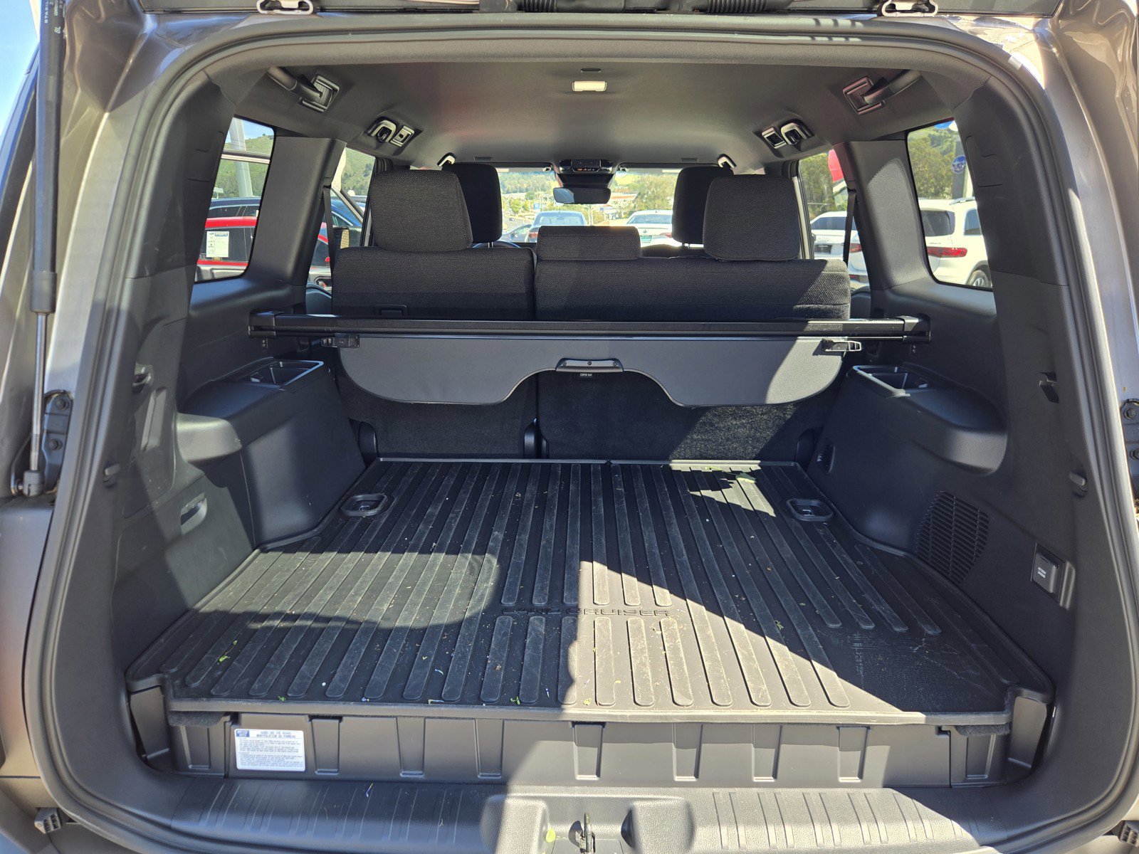 Used 2025 Toyota Land Cruiser image 27