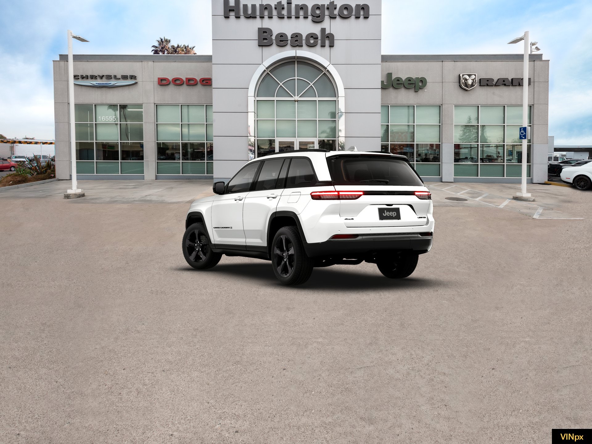 New 2026 Jeep Grand Cherokee Limited w/ Limited Altitude Package AWD/4WD image 5