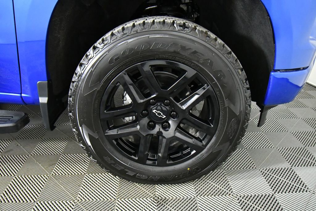 Used 2024 Chevrolet Silverado 1500 RST w/ Convenience Package II image 17