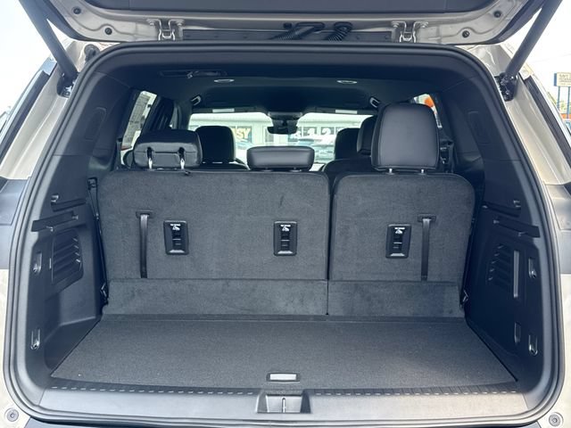 New 2027 GMC Acadia AT4 w/ Luxury Package AWD/4WD image 13