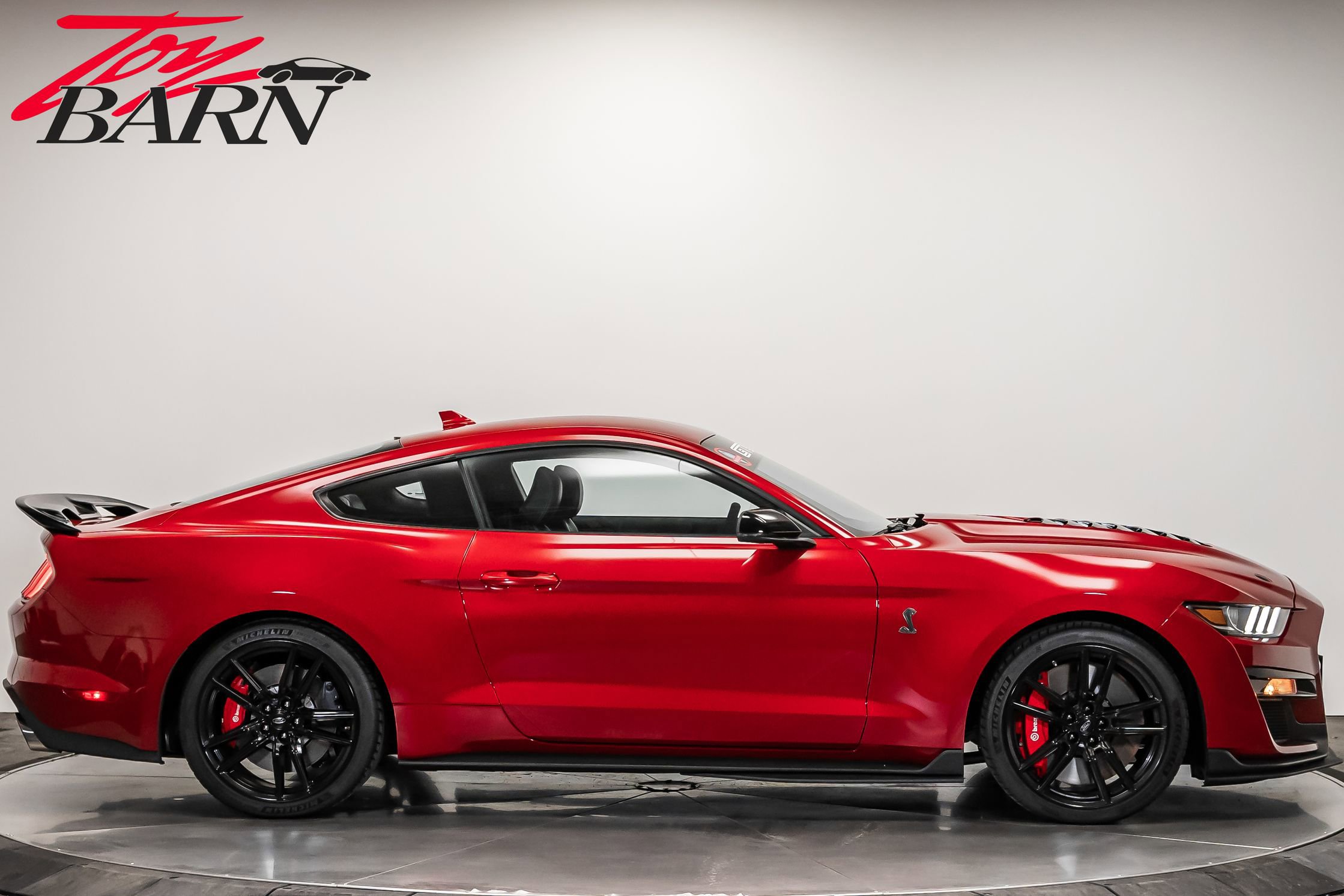 Used 2021 Ford Mustang Shelby GT500 w/ Technology Package image 6