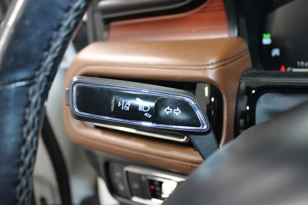 Used 2022 Lincoln Nautilus Reserve w/ Equipment Group 201A FWD image 24