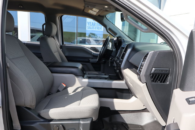 Used 2019 Ford F150 XLT w/ Equipment Group 302A Luxury AWD/4WD image 38
