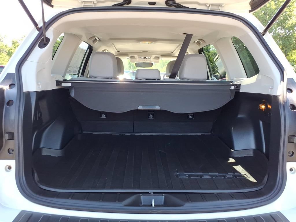 Used 2018 Subaru Forester 2.5i Limited AWD/4WD image 16