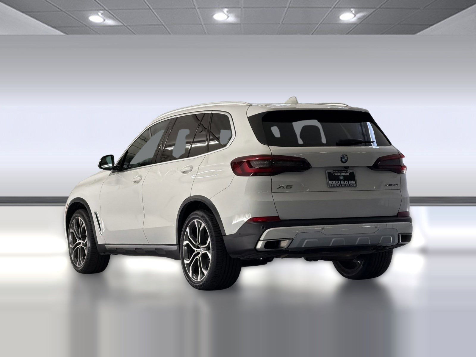 Certified 2023 BMW X5 sDrive40i w/ Climate Comfort Package image 3