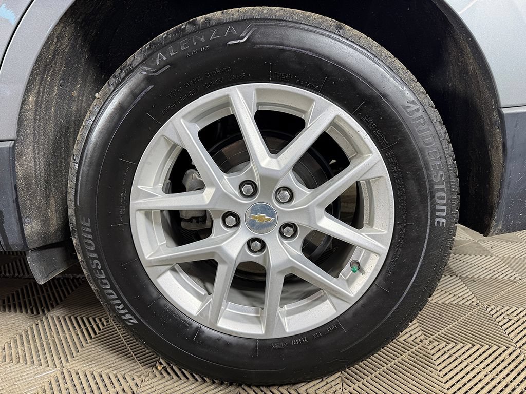 Used 2023 Chevrolet Equinox LT AWD/4WD image 18