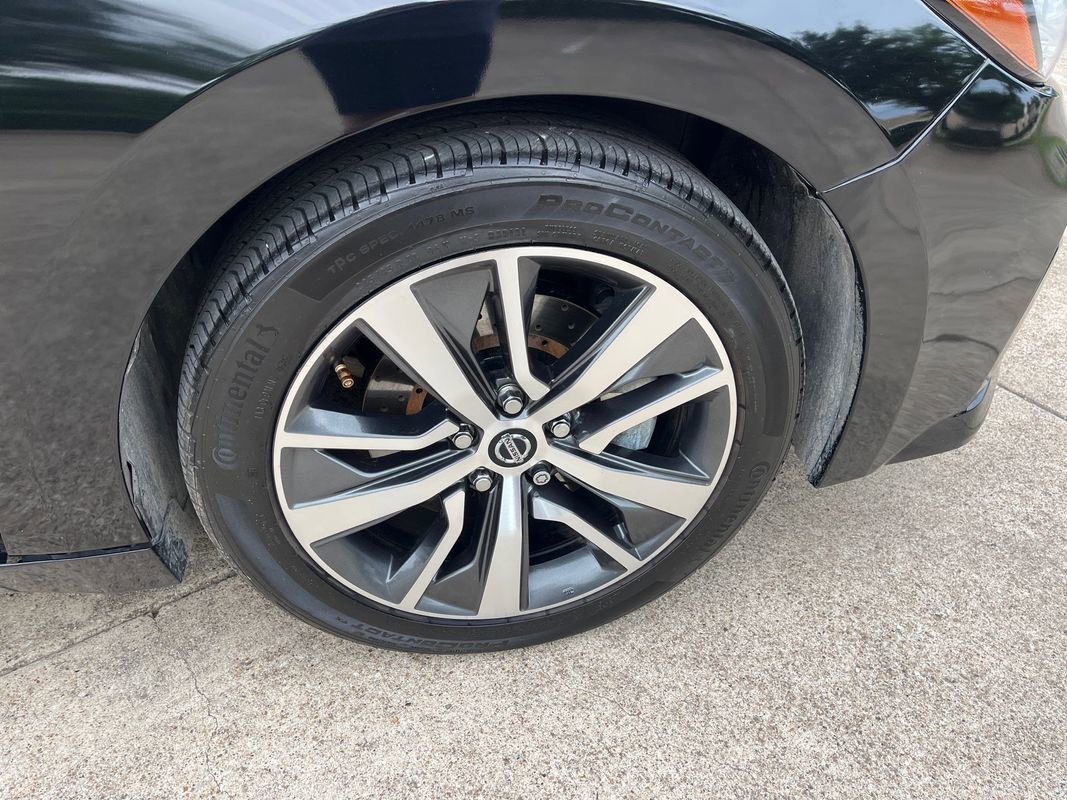 Used 2020 Nissan Maxima 3.5 SV w/ Floor Mat Group FWD image 12
