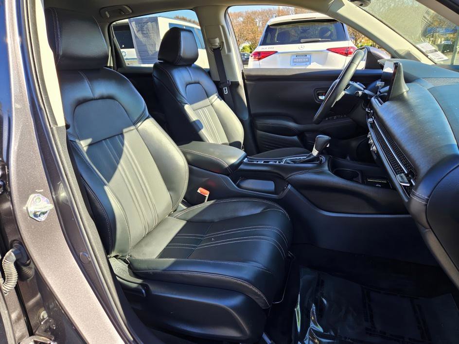 Used 2024 Honda HR-V EX-L image 16