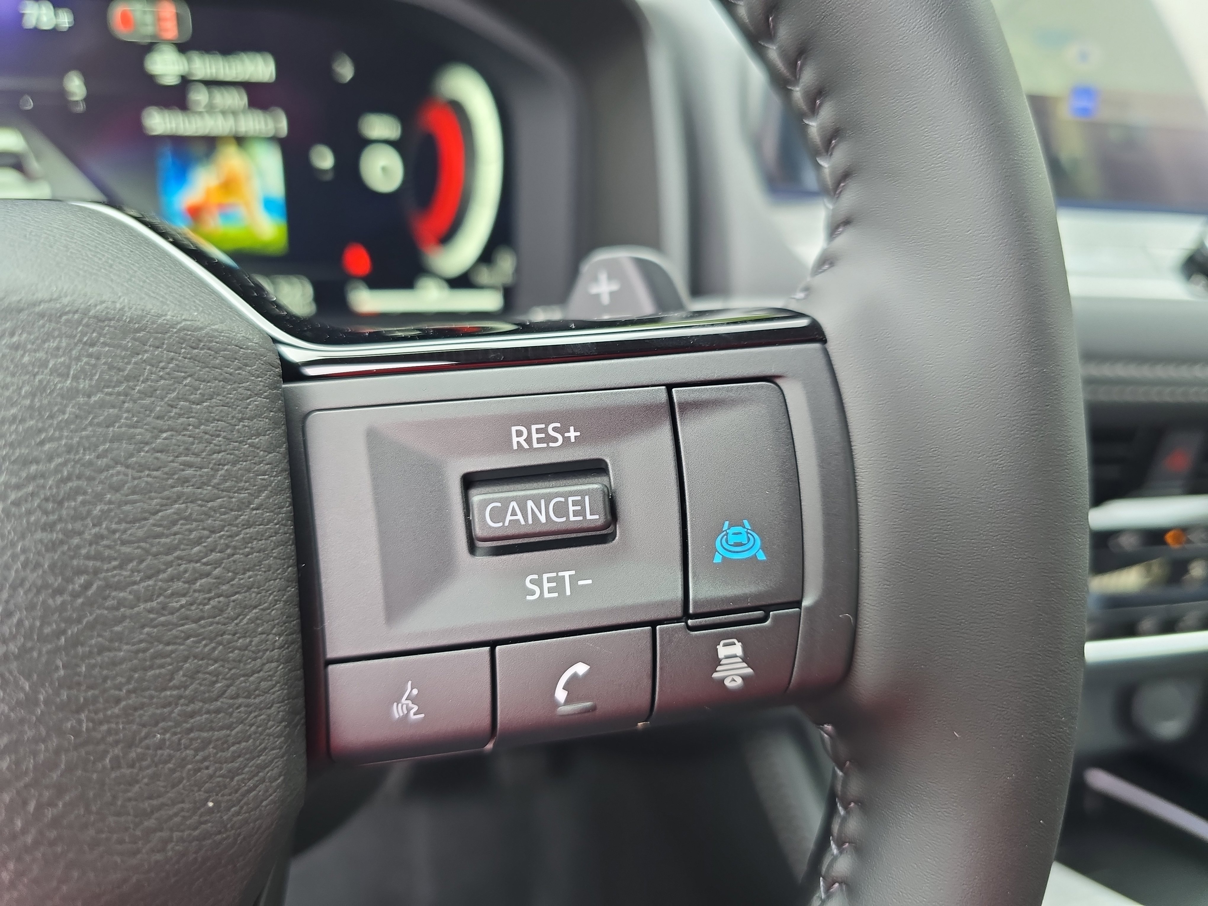 New 2026 Nissan Rogue Platinum image 18