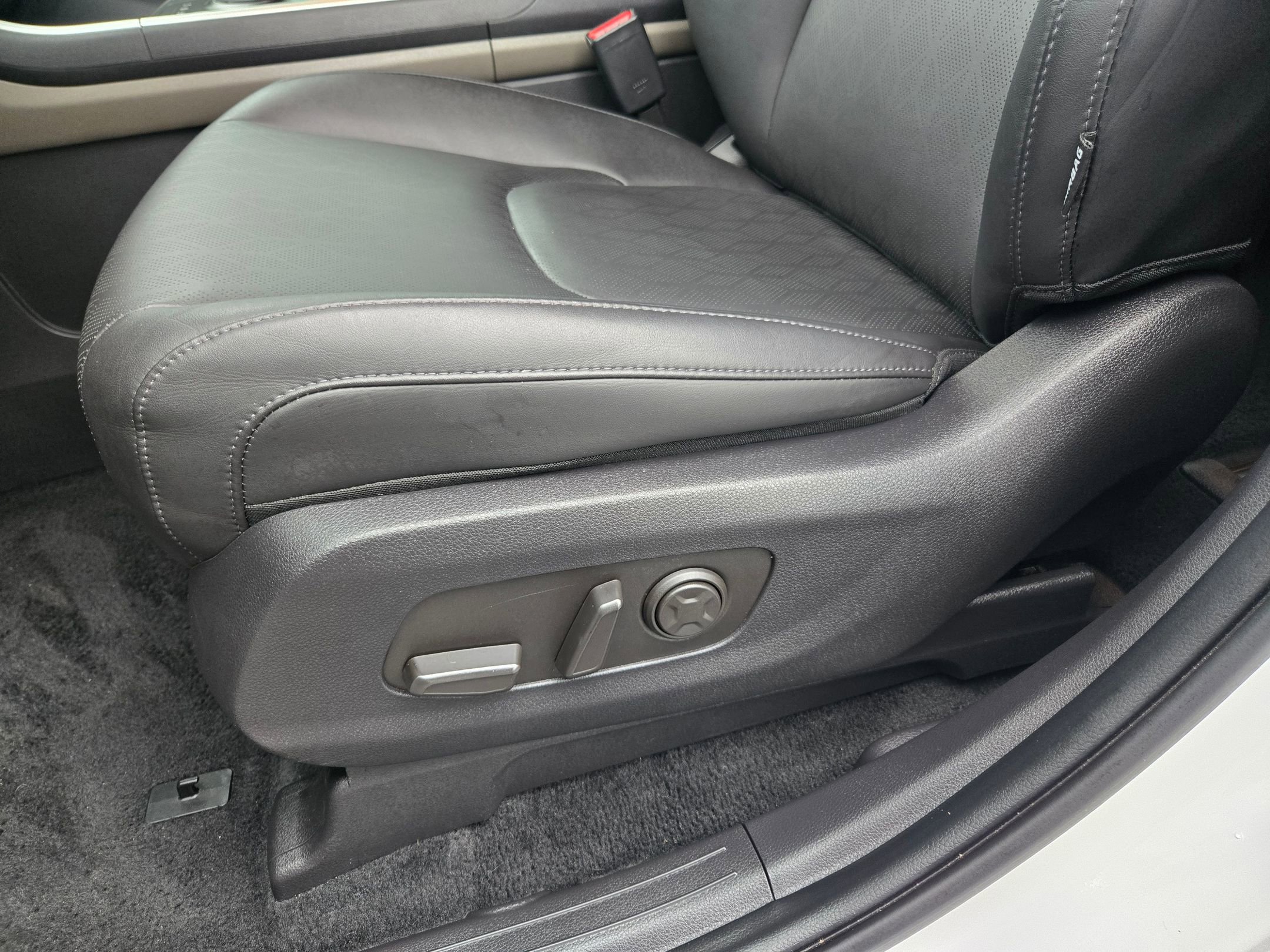 Certified 2025 Kia Carnival LXS image 21