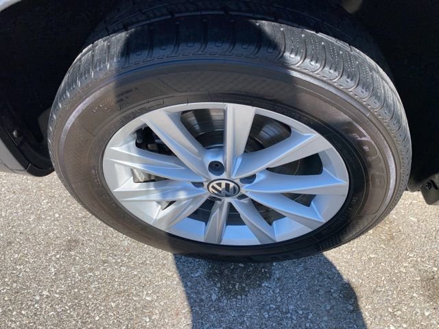 Used 2018 Volkswagen Tiguan Limited w/ Premium Package AWD/4WD image 33