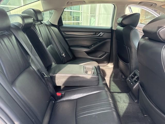 Used 2022 Honda Accord Touring image 32