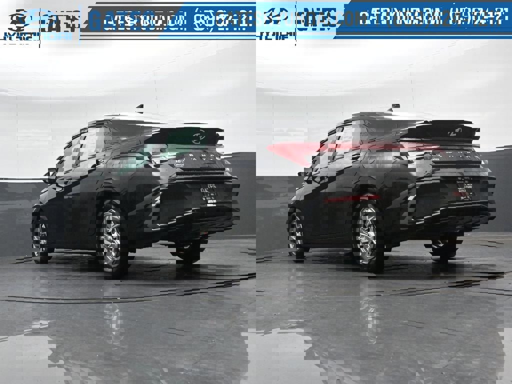 New 2026 Hyundai Elantra SE image 38