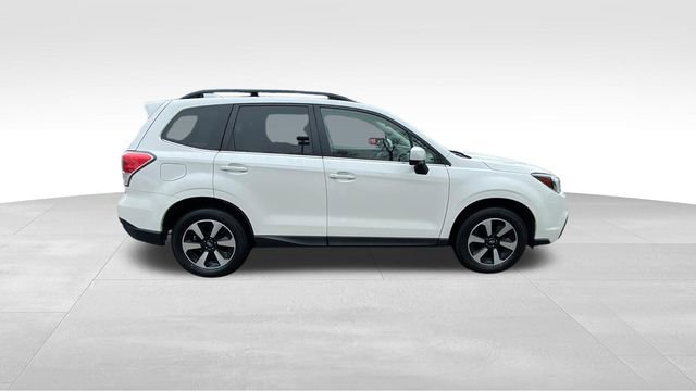 Used 2017 Subaru Forester 2.5i Limited image 10