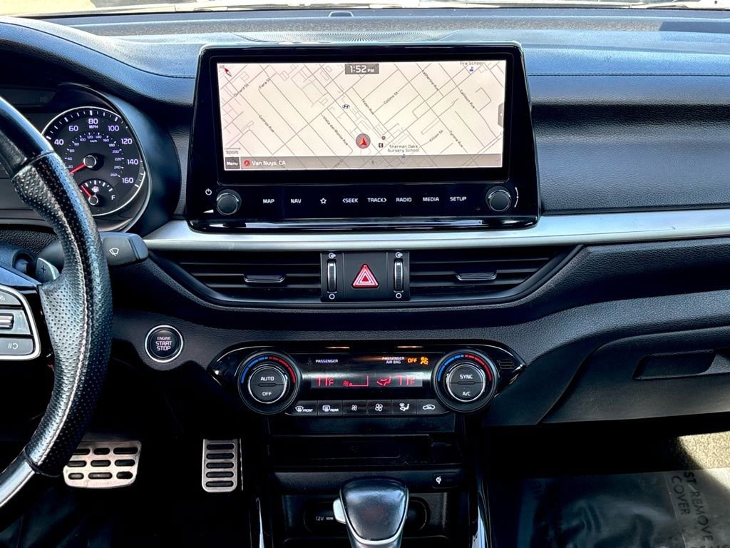 Used 2022 Kia Forte GT image 21