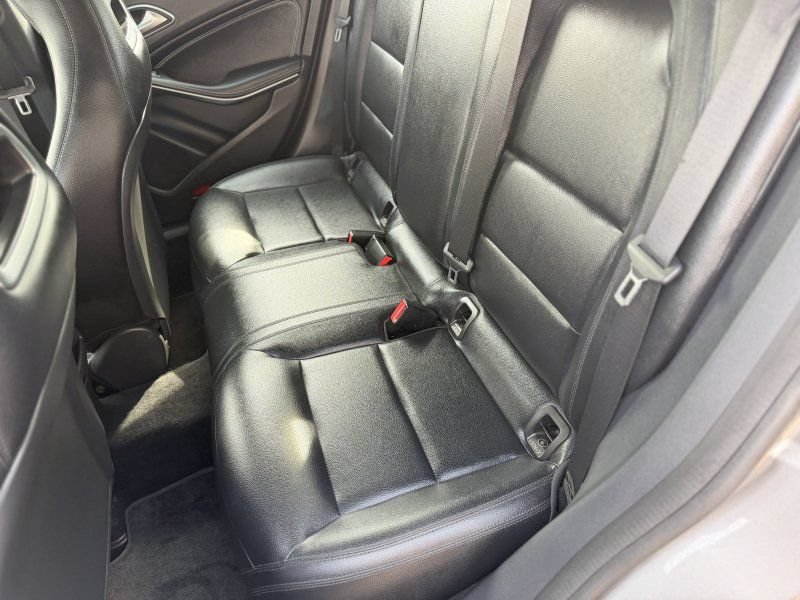 Used 2014 Mercedes-Benz CLA 250 image 14