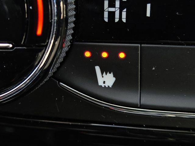 Used 2020 Buick Encore GX Essence image 6