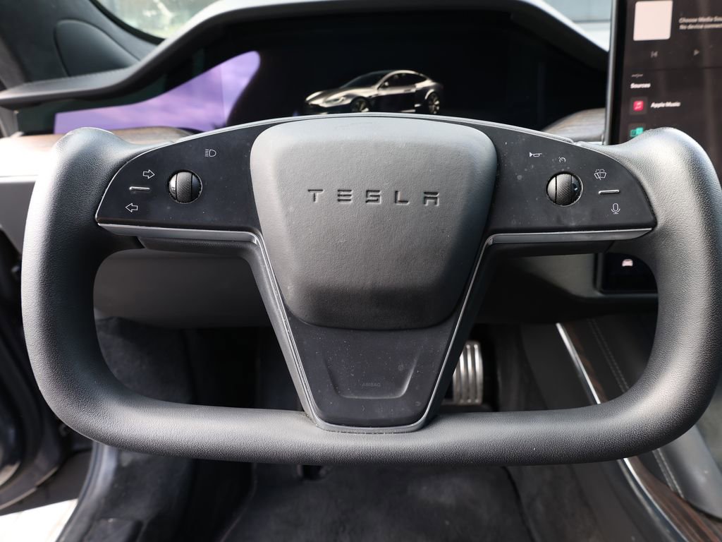 Used 2022 Tesla Model S AWD/4WD image 34