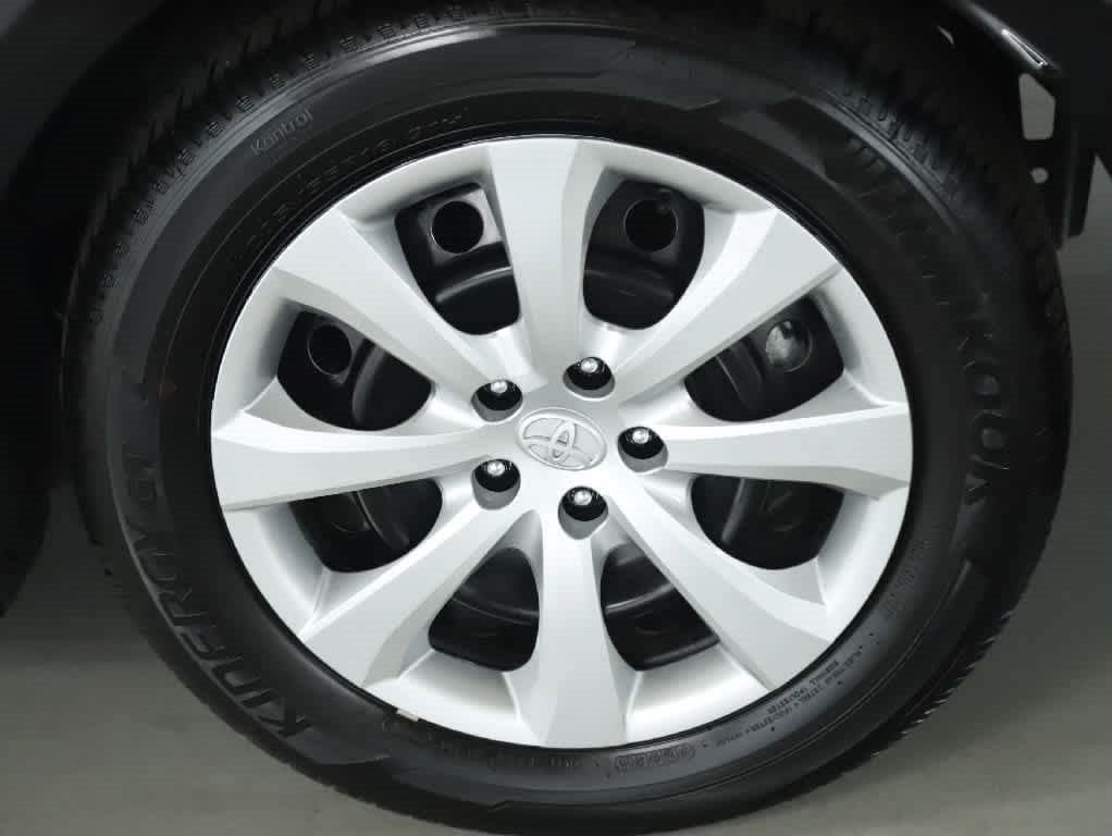 Certified 2025 Toyota Corolla LE FWD image 37