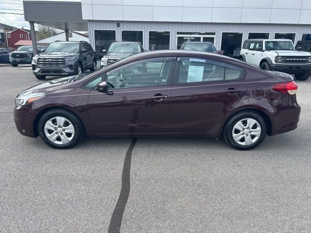 Used 2018 Kia Forte LX w/ LX Rear Camera Package image 4