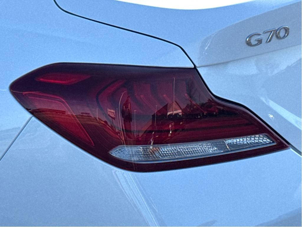 Used 2021 Genesis G70 3.3T w/ Sport Package image 6