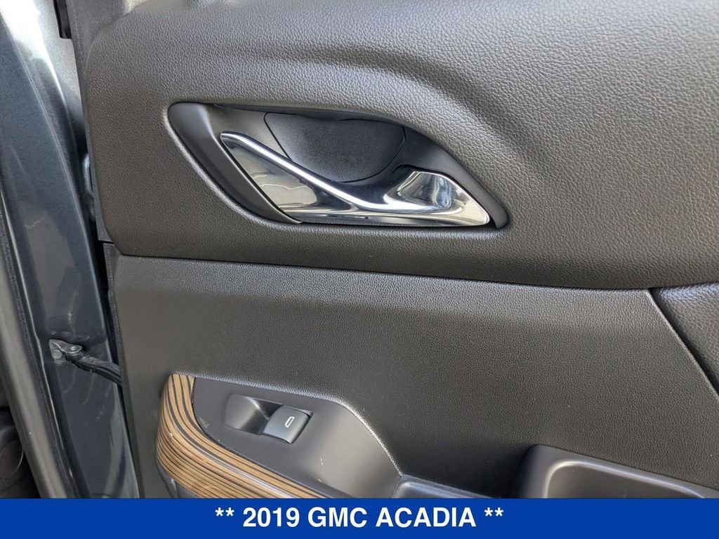 Used 2019 GMC Acadia SLE image 34