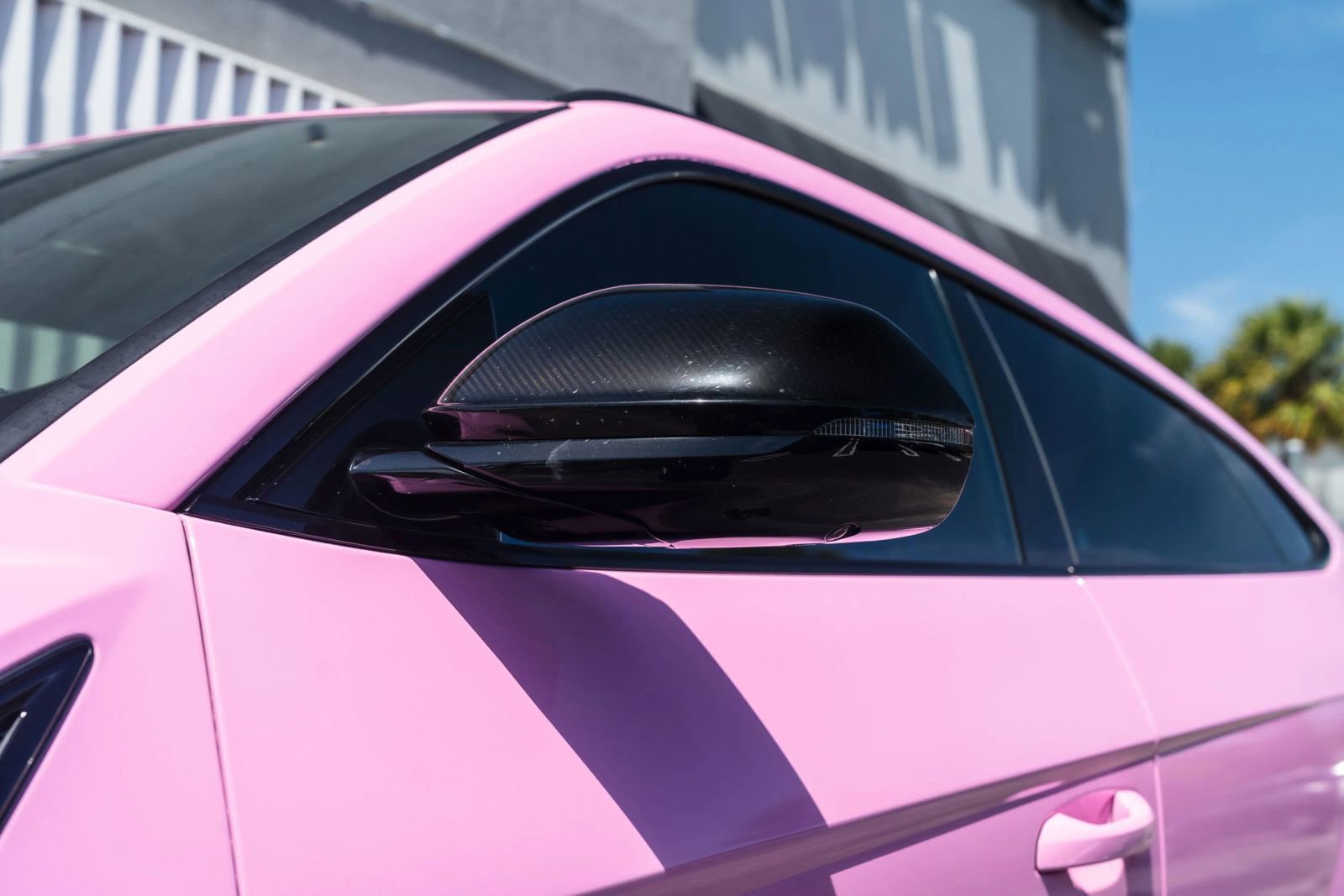 Used 2020 Lamborghini Urus AWD/4WD image 5