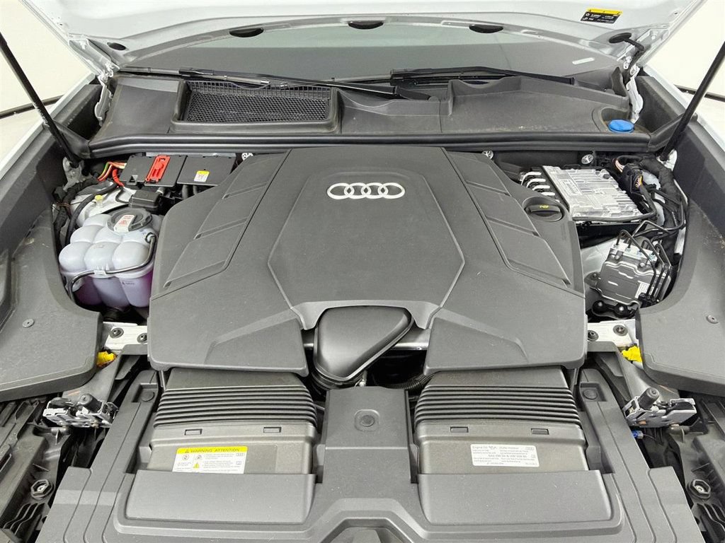 New 2026 Audi Q8 Premium Plus AWD/4WD image 32
