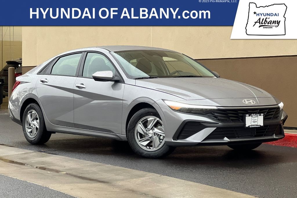 New 2026 Hyundai Elantra SE image 1