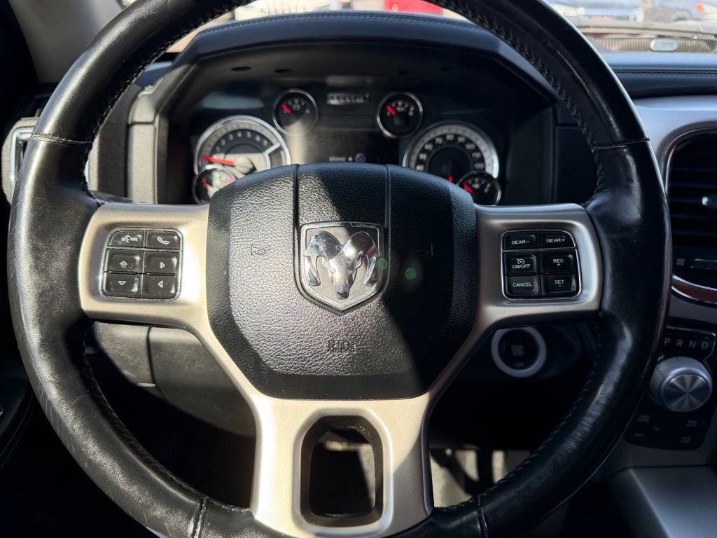 Used 2017 RAM 1500 Laramie w/ Convenience Group AWD/4WD image 11