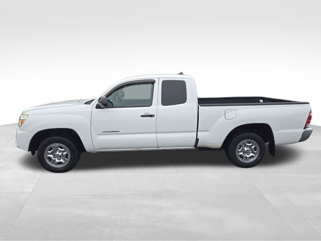 Used 2015 Toyota Tacoma 2WD Access Cab image 2