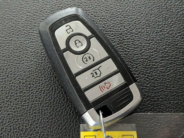 Used 2024 Ford Expedition XLT RWD image 30