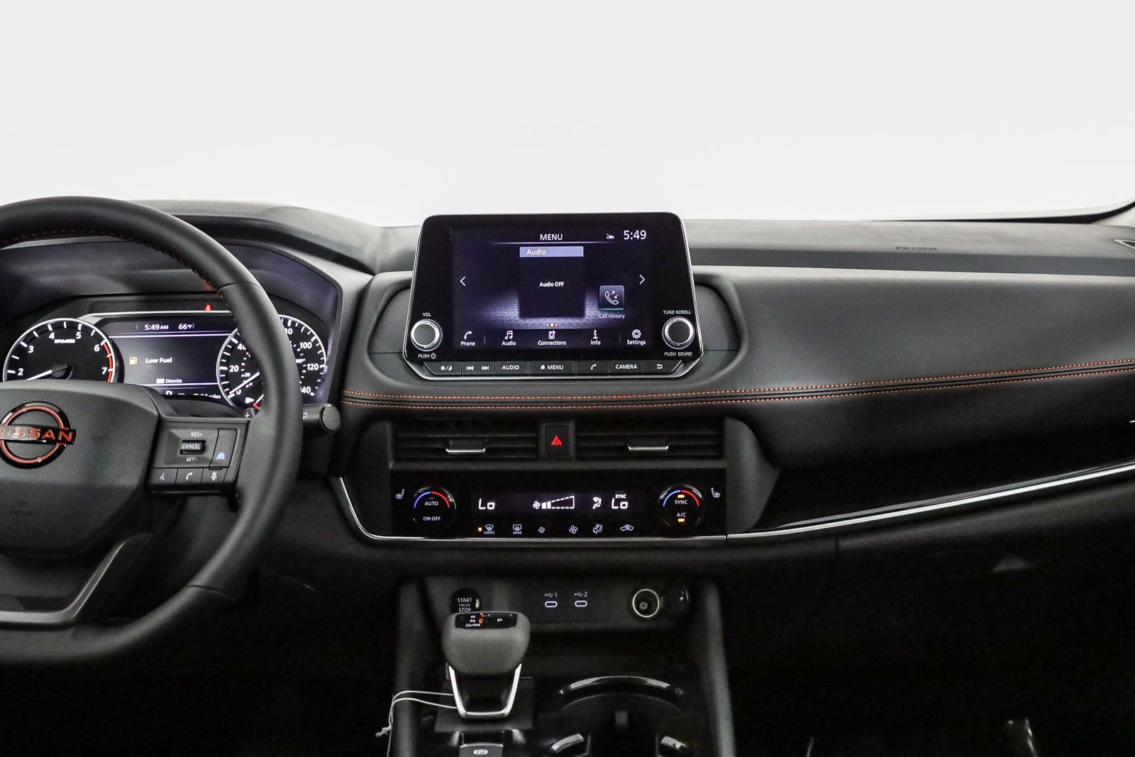 Certified 2025 Nissan Rogue SV image 16