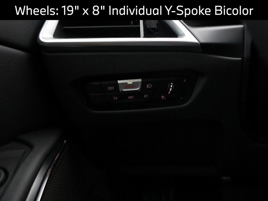 New 2026 BMW 330i xDrive 330i xDrive w/ Premium Package image 38