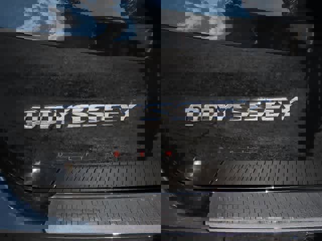 New 2026 Honda Odyssey Touring image 7