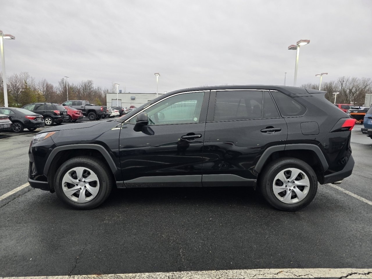 Certified 2024 Toyota RAV4 LE image 4