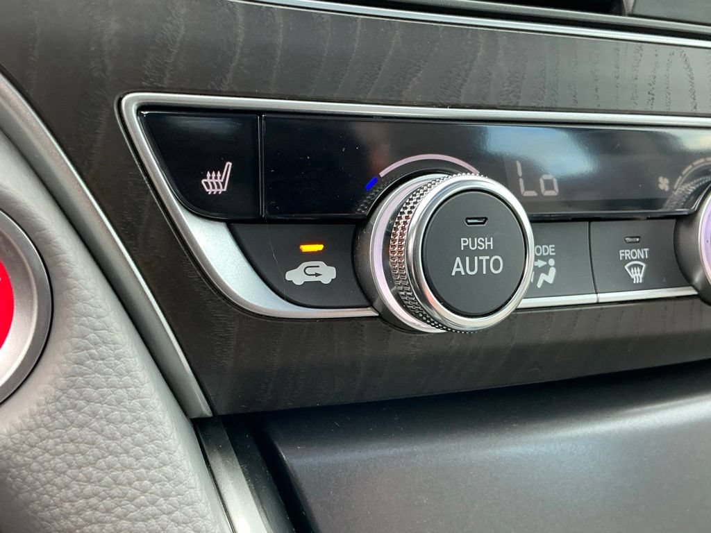 Certified 2018 Honda Accord EX-L image 39